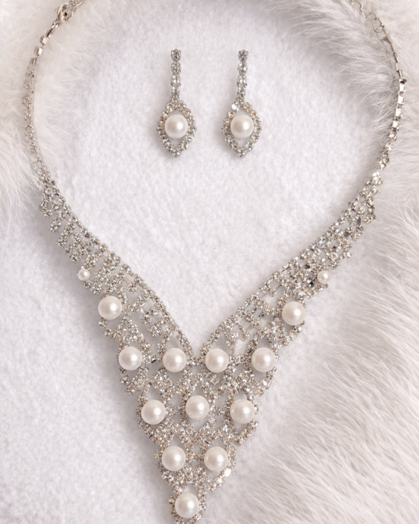 Celestia Pearl Set